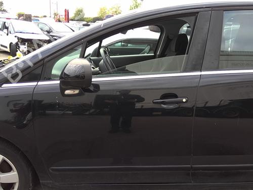 Used Left front door PEUGEOT 5008 (0U_, 0E_) 1.6 HDi (112 hp) 29599327