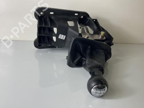 Used Gear lever CITROËN C3 II (SC_) 1.4 HDi 70 (SC8HZC, SC8HR0, SC8HP4) (68 hp) 22320055