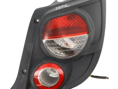 Used Right taillight CHEVROLET AVEO Hatchback (T300) 1.2 (69 hp) 20940817