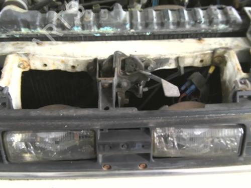 Used Grille Grille MAZDA 626 III Hatchback (GD) 2.0 D (GDFP) (60 hp) 40612074 40612074