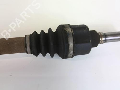 Used Right front driveshaft Right front driveshaft PEUGEOT 1007 (KM_) 1.4 HDi (68 hp) 20941687 20941687