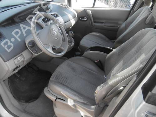 Scuttle panel RENAULT GRAND SCÉNIC II (JM0/1_) 1.9 dCi (JM0G, JM12, JM1G, JM2C) | BP20957590C110 