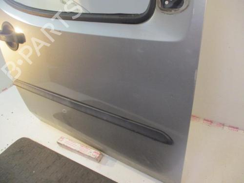 Used Right front door Right front door 20958608 20958608