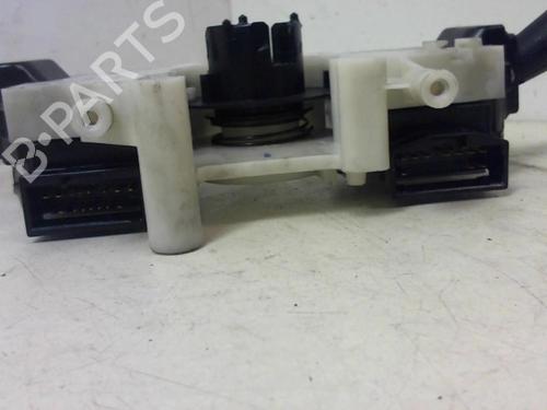 Steering column stalk HYUNDAI ACCENT II (LC) 1.5 CRDi | BP32467443I23