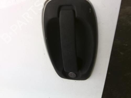 Used Front left exterior door handle PEUGEOT BIPPER Tepee 1.4 HDi (68 hp) 20959317