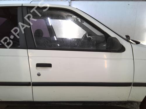 Used Right front door Right front door PEUGEOT 405 I (15B) 1.6 (94 hp) 34173528 34173528