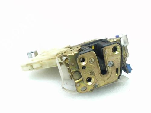 Used Front right lock NISSAN X-TRAIL I (T30) 2.2 dCi 4x4 (136 hp) 20965081