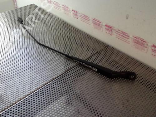 Front windshield wiper arm RENAULT TWINGO II (CN0_) 1.2 16V (CN0K, CN0V, CN0A) | BP20946388C143 