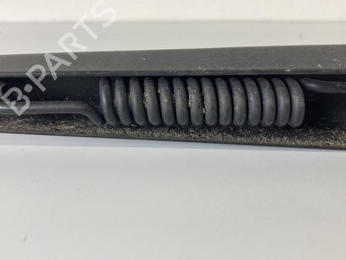 Used Front windshield wiper arm Front windshield wiper arm SUZUKI IGNIS II (MH) 1.3 DDiS (RM413D) (70 hp) 22024380 22024380