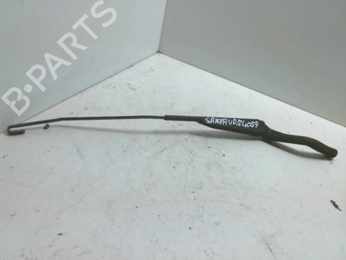 Used Front windshield wiper arm CITROËN SAXO (S0, S1) 1.0 X (45 hp) 20958155
