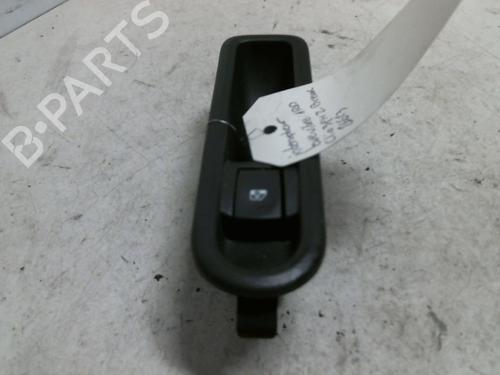 Used Right rear window switch Right rear window switch RENAULT CLIO III Grandtour (KR0/1_) 1.5 dCi (88 hp) 20938973 20938973