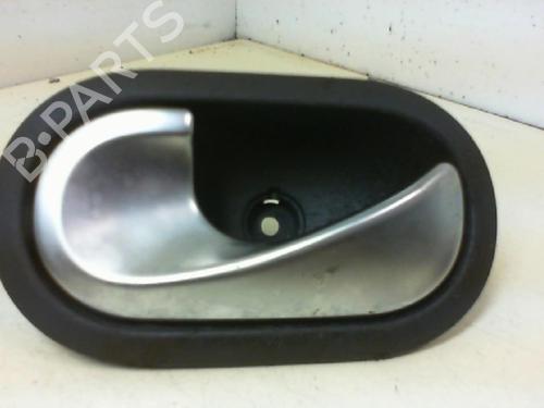 Venstre foran invendig håndtak RENAULT MEGANE II (BM0/1_, CM0/1_) 1.9 dCi (BM0G, CM0G) (120 hp) 20958598