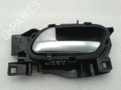 Used Rear left interior door handle Rear left interior door handle PEUGEOT 208 I (CA_, CC_) 1.4 HDi (68 hp) 20956349 20956349