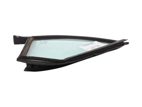 Front right quarter glass TOYOTA YARIS (_P13_) 1.5 Hybrid (NHP130_, NHP130) | BP27570384C112 