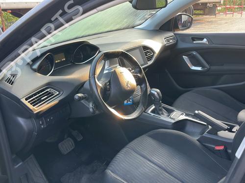 Right tailgate light PEUGEOT 308 II (LB_, LP_, LW_, LH_, L3_) 1.6 BlueHDi 120 | BP30776859C80