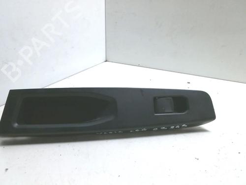 Used Left rear window switch TOYOTA YARIS (_P13_) 1.5 Hybrid (NHP130_, NHP130) (101 hp) 20953880