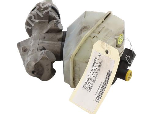 Used Brake master cylinder Brake master cylinder RENAULT CLIO II (BB_, CB_) 1.2 (BB0A, BB0F, BB10, BB1K, BB28, BB2D, BB2H, CB0A,... (58 hp) 27174212 27174212