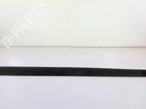 Used Door moulding trim RENAULT CLIO II (BB_, CB_) 1.5 dCi (B/CB07) (65 hp) 20965651