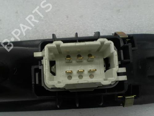 Used Right rear window switch Right rear window switch RENAULT ESPACE IV (JK0/1_) 2.0 (JK0A, JK1D, JK0N) (170 hp) 20941094 20941094