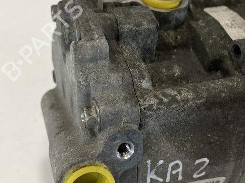 Used AC compressor AC compressor FORD KA (RU8) 1.2 (69 hp) 21067623 21067623