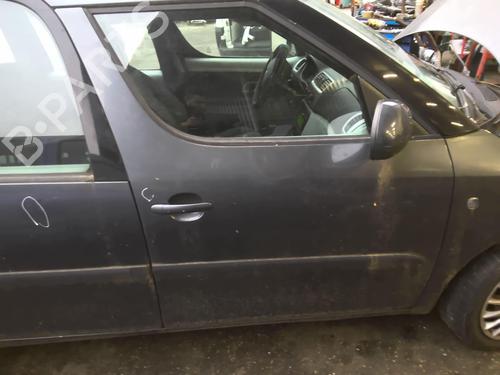 Used Right front door SKODA ROOMSTER (5J7) 1.4 TDI (80 hp) 22030385