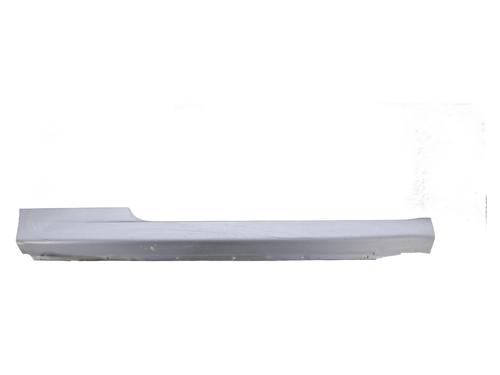 Used Right sideskirt Right sideskirt 33199105 33199105