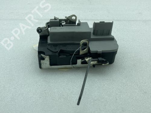 Venstre fortil lås PEUGEOT 206+ (2L_, 2M_) 1.1 (60 hp) 23901309