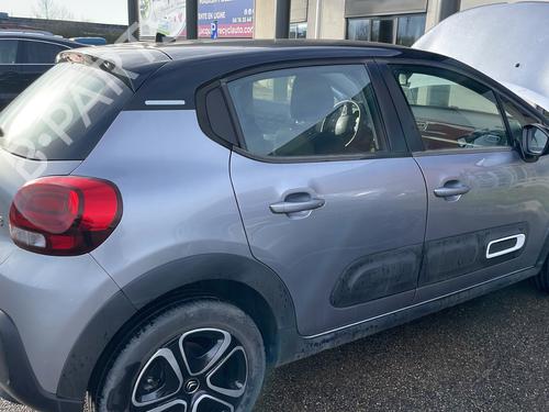 Right front seat CITROËN C3 III (SX) 1.2 THP 110 (SXHNPS, SXHNZT, SXHNZ6) | BP30814520C16