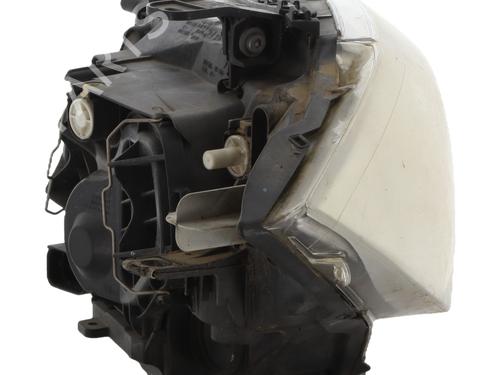 right-headlight-bmw-1-e87-2003-2004-2005-2006-2007-2008-2009-2010-2011-2012-2013-37077300 main image