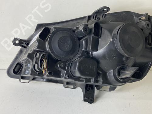 Right headlight VW POLO IV (9N_, 9A_) 1.4 TDI | BP21664402C29