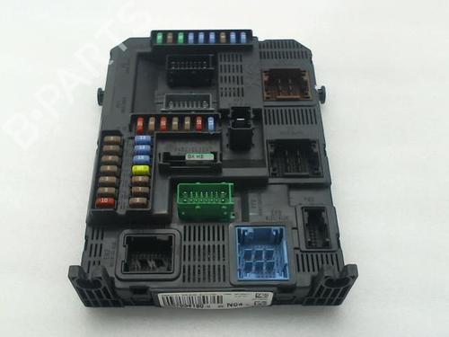 Used Fuse box PEUGEOT 308 II (LB_, LP_, LW_, LH_, L3_) 1.6 HDi / BlueHDi 115 (115 hp) 20958308