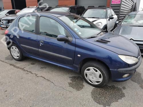 Hattehylle PEUGEOT 206 Hatchback (2A/C) 1.6 i | BP20948182C85 