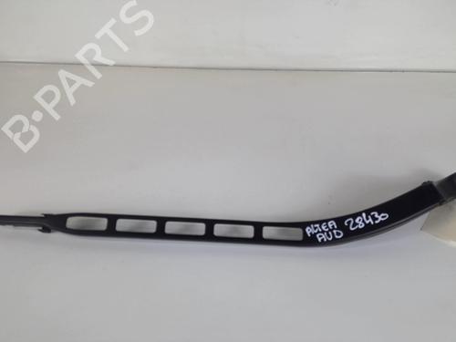 Used Front windshield wiper arm SEAT ALTEA (5P1) 1.6 (102 hp) 20940943
