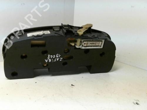Used Instrument cluster OPEL ZAFIRA A MPV (T98) 2.0 DI 16V (F75) (82 hp) 22019327