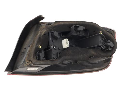 Left taillight PEUGEOT 407 (6D_) 2.0 HDi 135 (6DRHRH, 6DRHRE, 6DRHRG, 6DRHRJ) | BP22025585C34