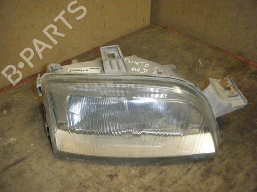 Used Right headlight FIAT PUNTO (176_) 1.2 16V (86 hp) 22019805