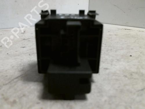 Used Headlight switch RENAULT CLIO III (BR0/1, CR0/1) 1.5 dCi (BR17, CR17) (86 hp) 20939100