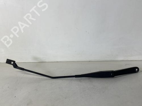Used Front windshield wiper arm FORD FIESTA VI (CB1, CCN) 1.25 (82 hp) 28585495