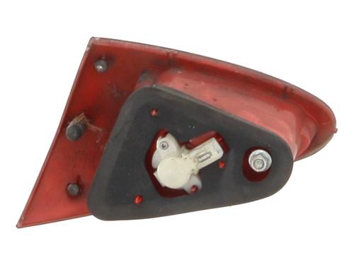 Used Left tailgate light Left tailgate light ALFA ROMEO 147 (937_) 1.9 JTD (937.AXD1A, 937.BXD1A, 937.AXV1A, 937.BXB1A,... (115 hp) 26040587 26040587
