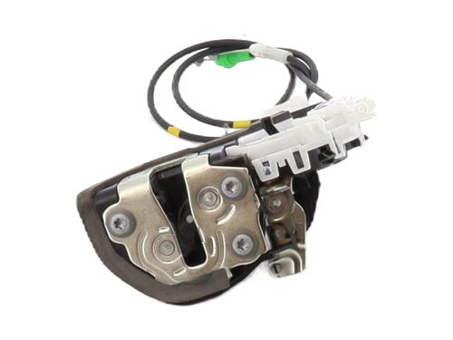 Used Rear left lock Rear left lock TOYOTA YARIS (_P13_) 1.5 Hybrid (NHP130_, NHP130) (101 hp) 27570379 27570379