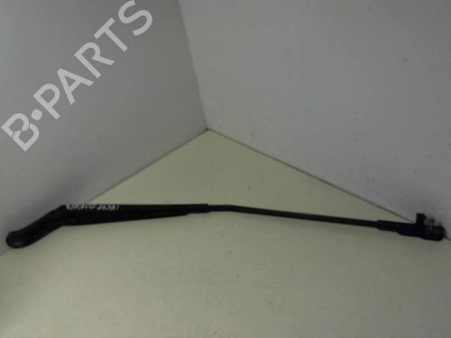Used Front windshield wiper arm Front windshield wiper arm 20940156 20940156
