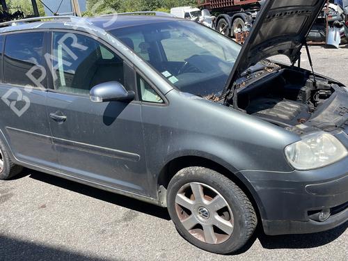 Right headlight VW TOURAN (1T1, 1T2) 2.0 TDI | BP29324103C29 