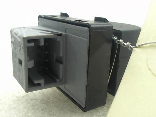Used Left rear window switch AUDI A3 Sportback (8PA) 2.0 TDI 16V (140 hp) 20944196