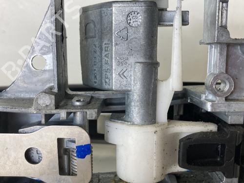 front-right-exterior-door-handle-peugeot-2008-i-cu_-2013-23790537 main image