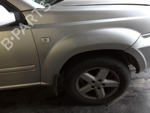 Used Right front fenders NISSAN X-TRAIL I (T30) 2.2 Di 4x4 (114 hp) 23790898