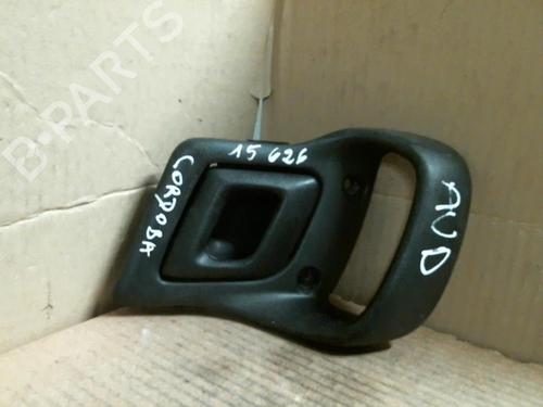 Used Front right interior door handle SEAT CORDOBA (6K1, 6K2) 1.9 D (68 hp) 22030344
