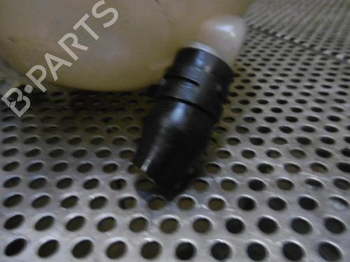 Used Windscreen washer tank Windscreen washer tank 20955029 20955029