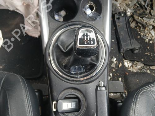 Leva del cambio CITROËN C4 AIRCROSS 1.8 HDi 150 AWC (150 hp) 32339092