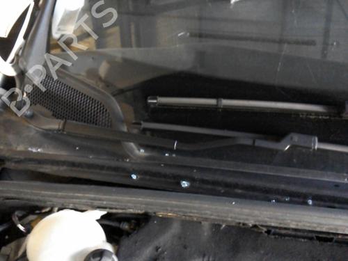 Used Front windshield wiper arm CITROËN C4 II (NC_) 1.6 HDi 115 (114 hp) 20958681