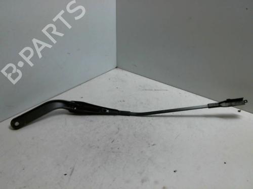 Used Front windshield wiper arm BMW 1 Coupe (E82) 118 d (143 hp) 20940296